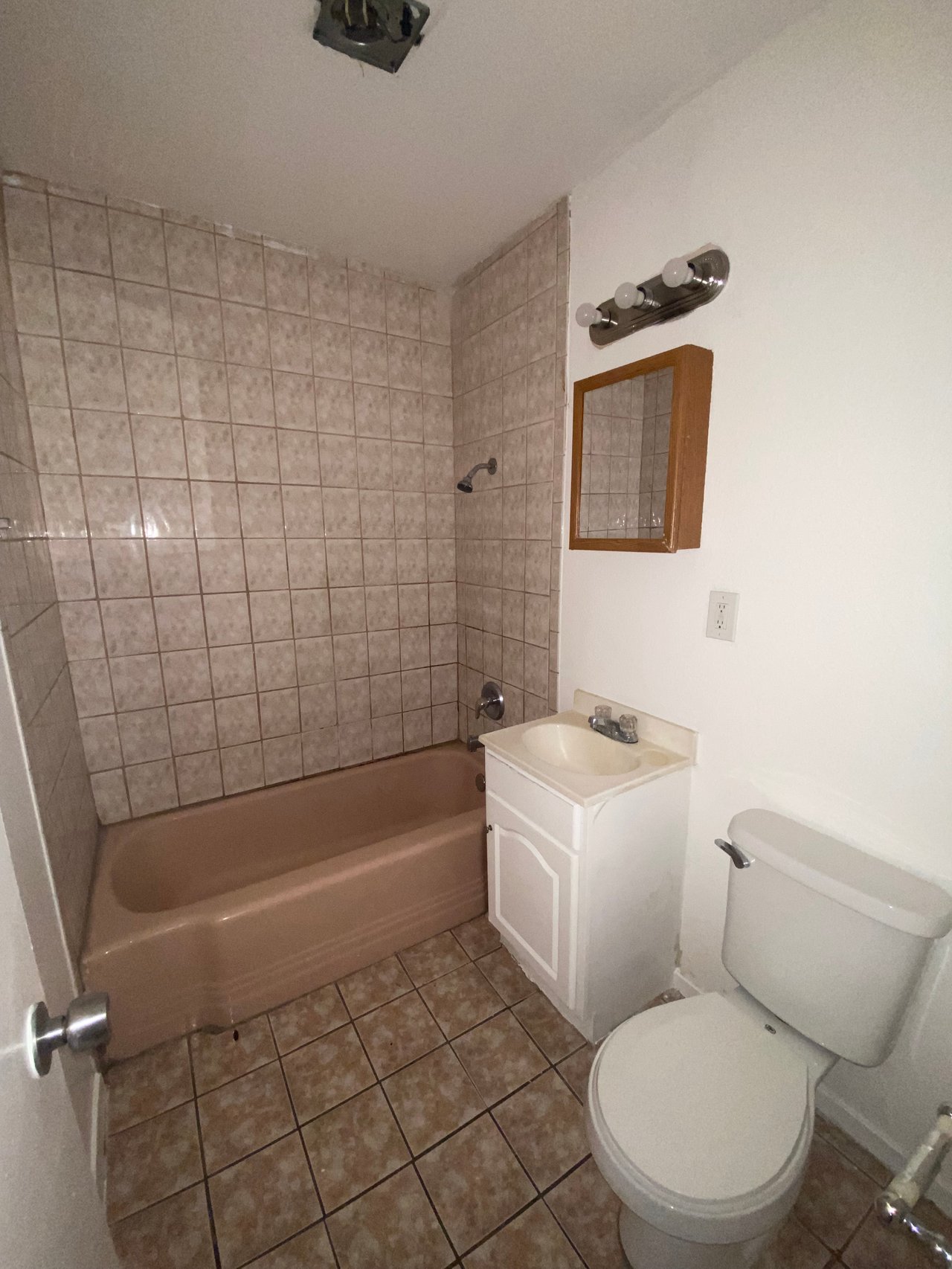 236 West Philadelphia Avenue 3