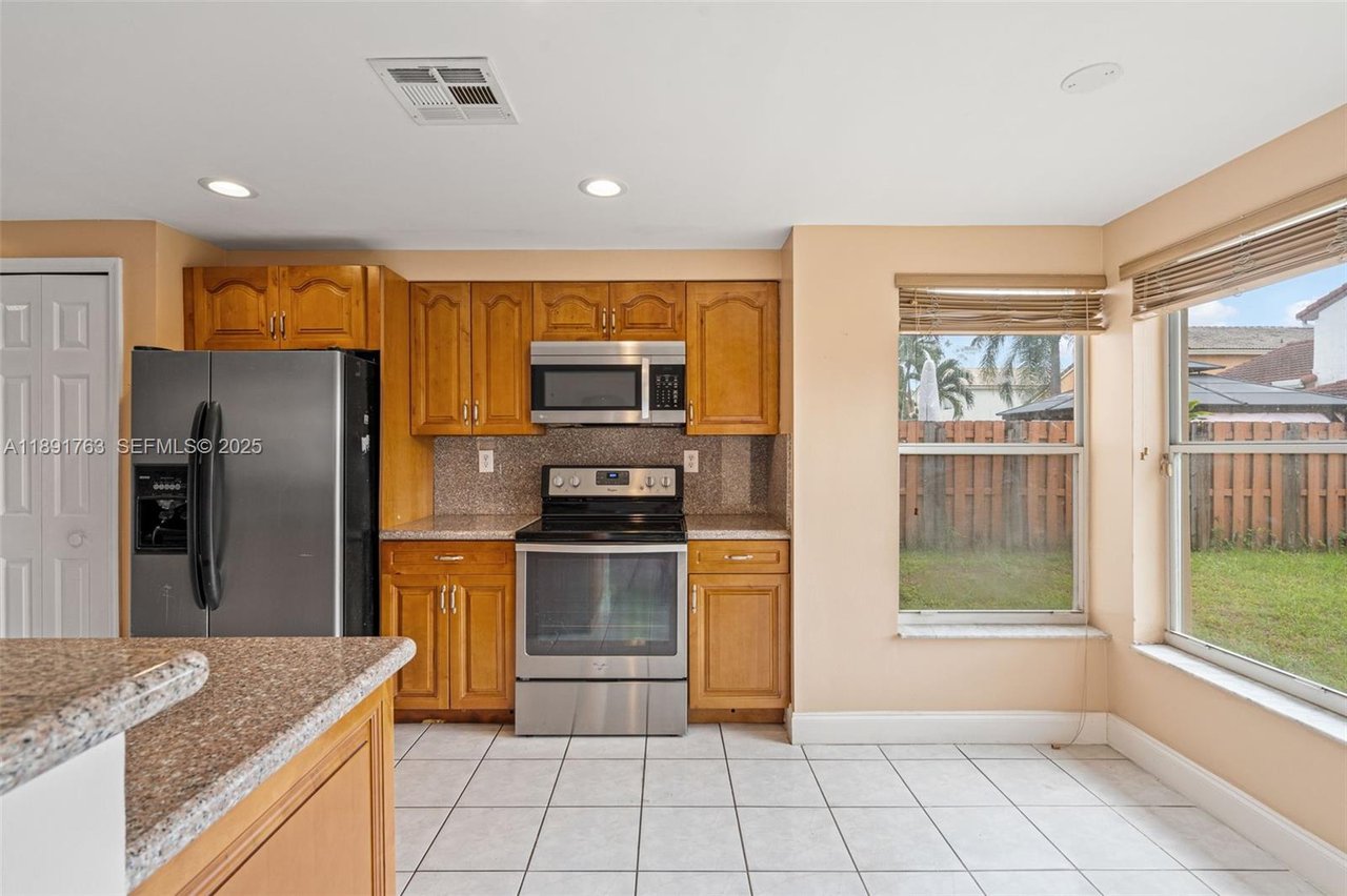 miami-kendall-home-sold-kitchen