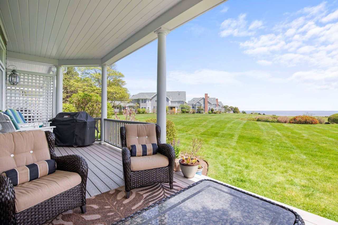 17 Atlantic Drive, Unit #: 17B