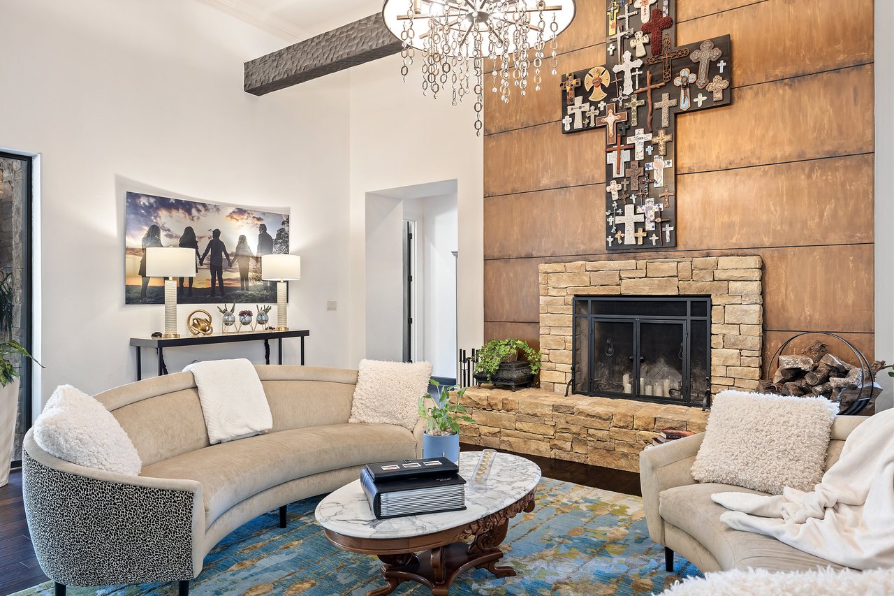 12802 Hacienda Ridge