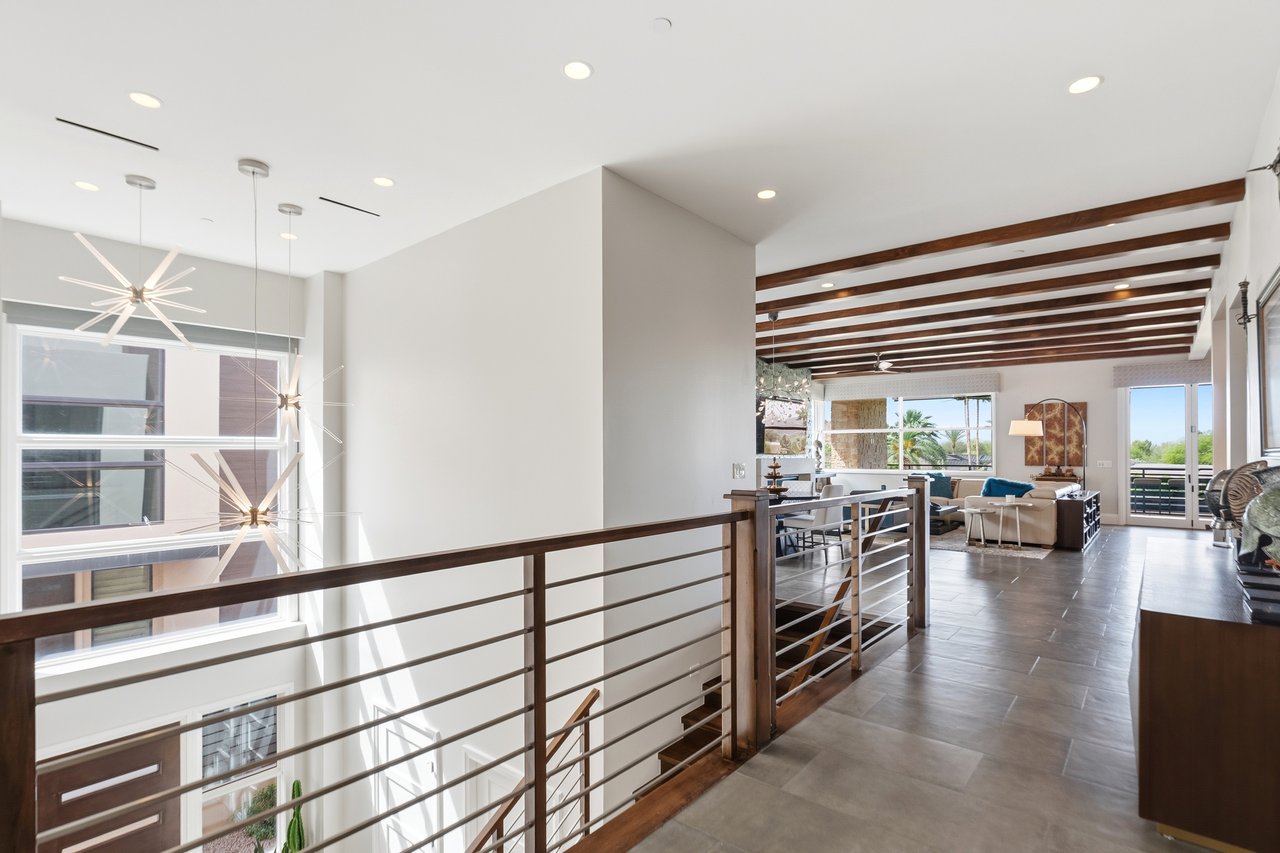 Las Brisas Drive