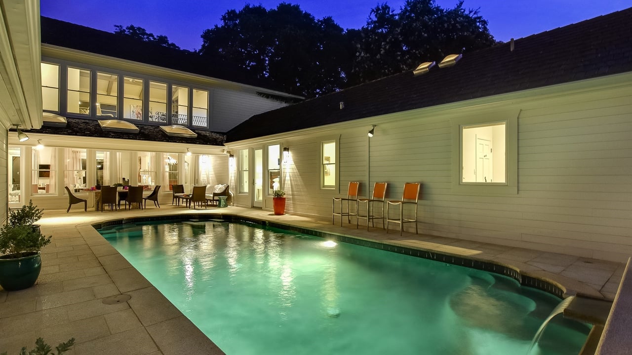 Island Wood Luxury