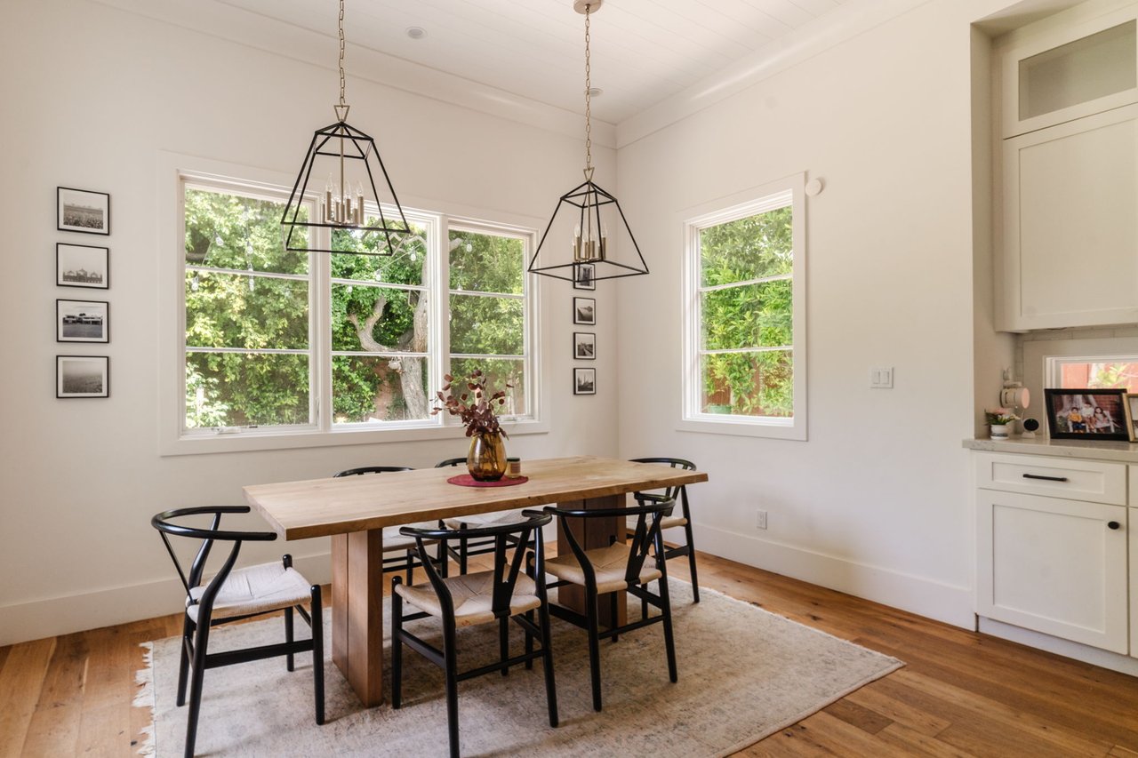 141 S Saltair Ave, Brentwood 