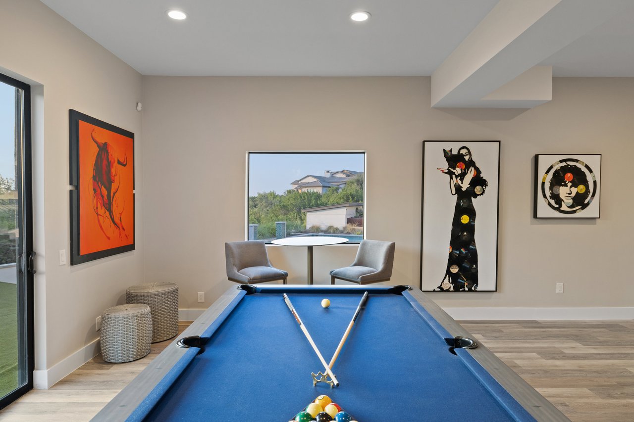 Spanish Oaks Luxury 