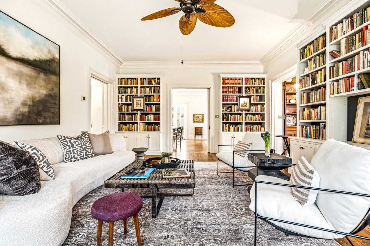 794 Springdale Road NE