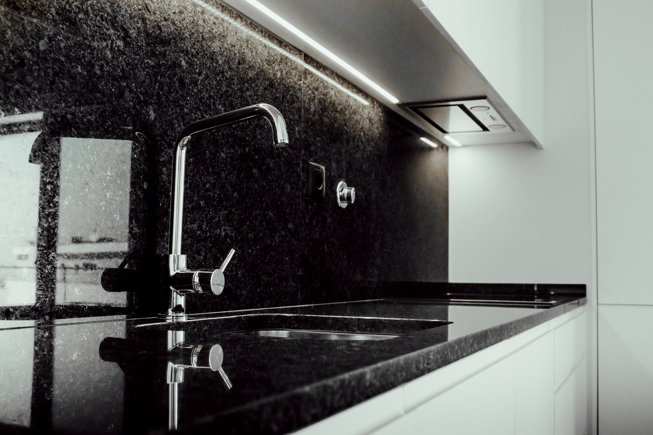 Modern 3-Bedroom Apartment in Prime Braga Location