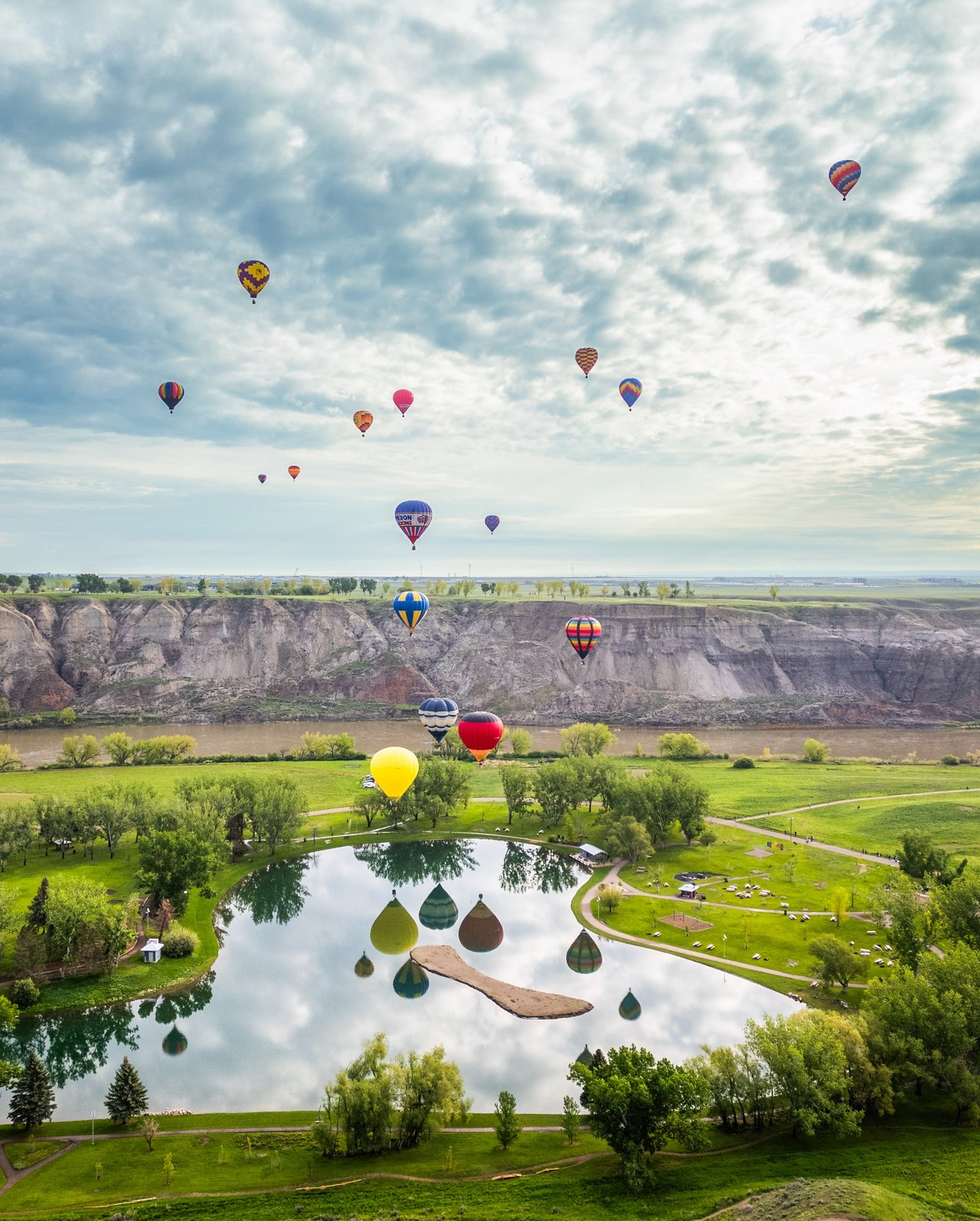 2025 Medicine Hat Rise Up Hot Air Balloon Festival