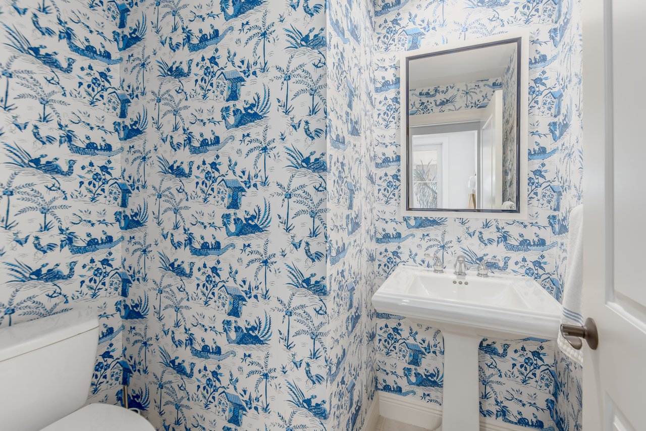 11663 SE Florida Ave