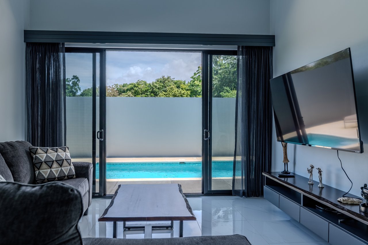 Modern 3-Bed, 3-Bath Home with Pool in Uvita – Walk to Town | Jardines del Sol