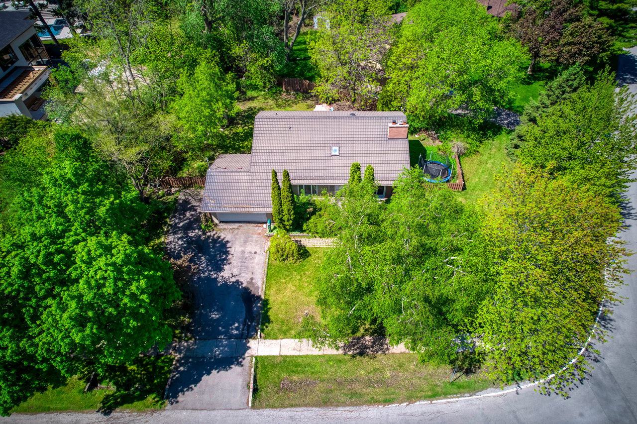 220 Woodhaven Park Dr, Oakville