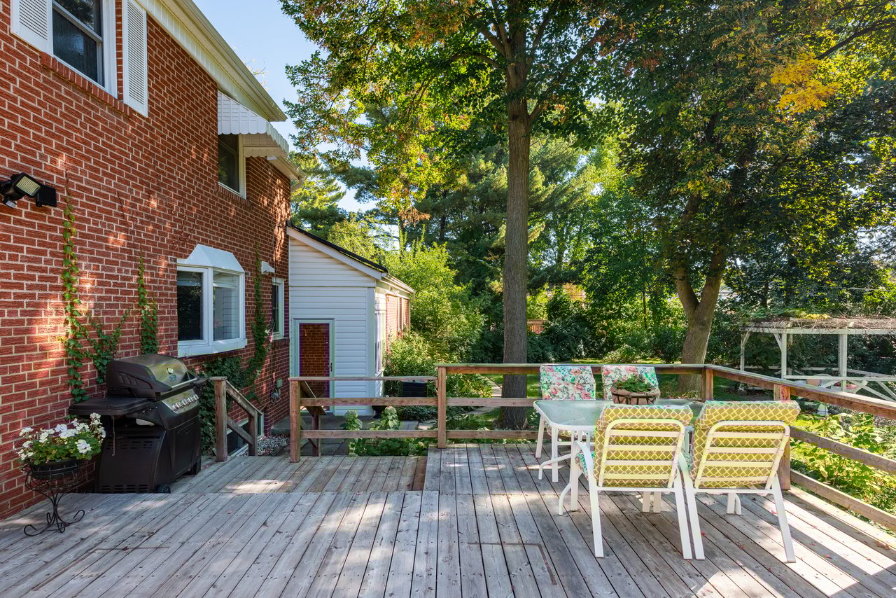 Half Acre in Lorne Park