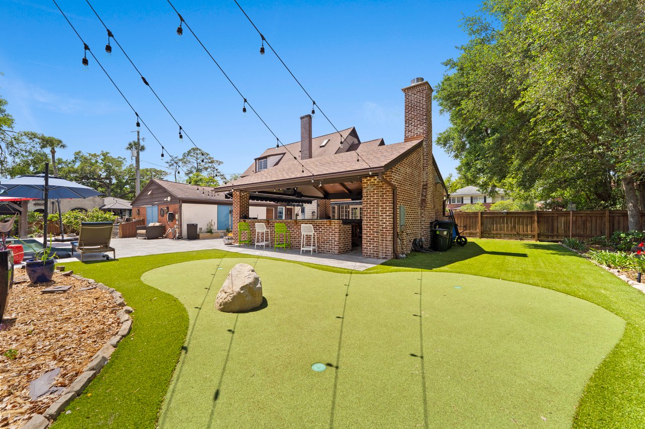 Avondale Tudor