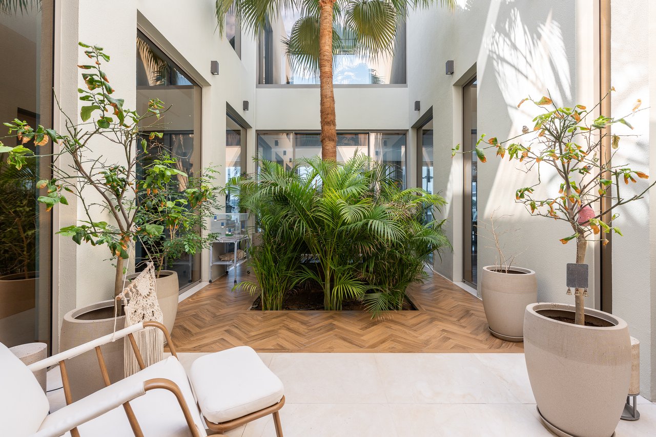 Signature Villas Frond G