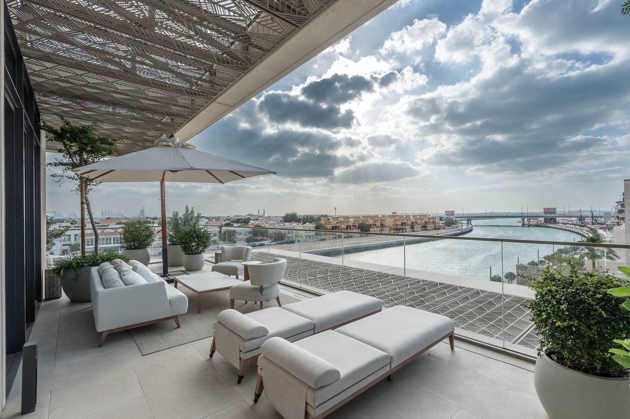 Four Seasons Private Residences - Penthouse 