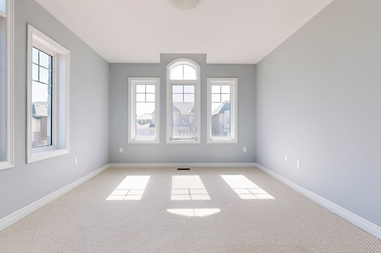 227 Inverness Way