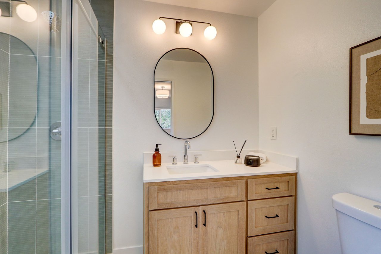 476 Jeanne Ct