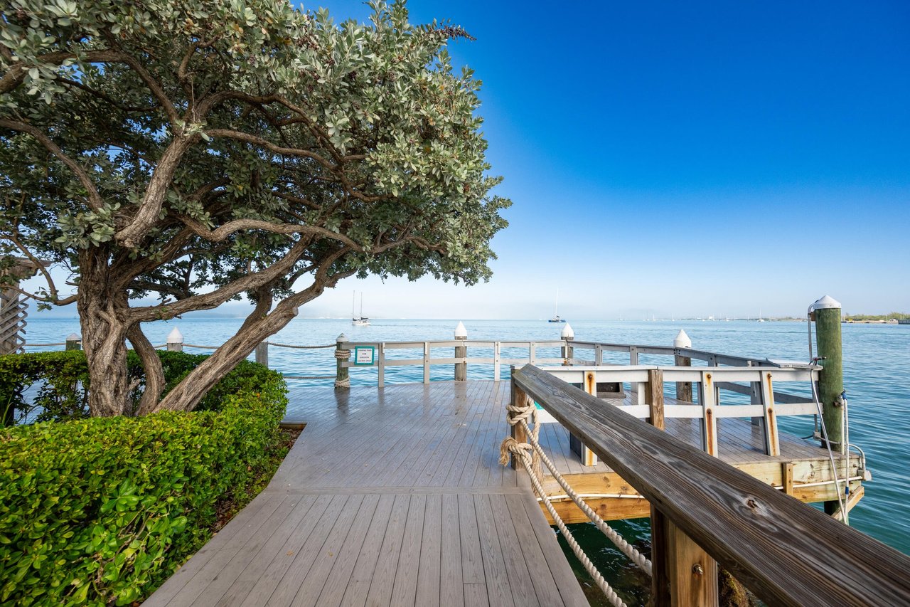 617 Front St A-52 Week 52