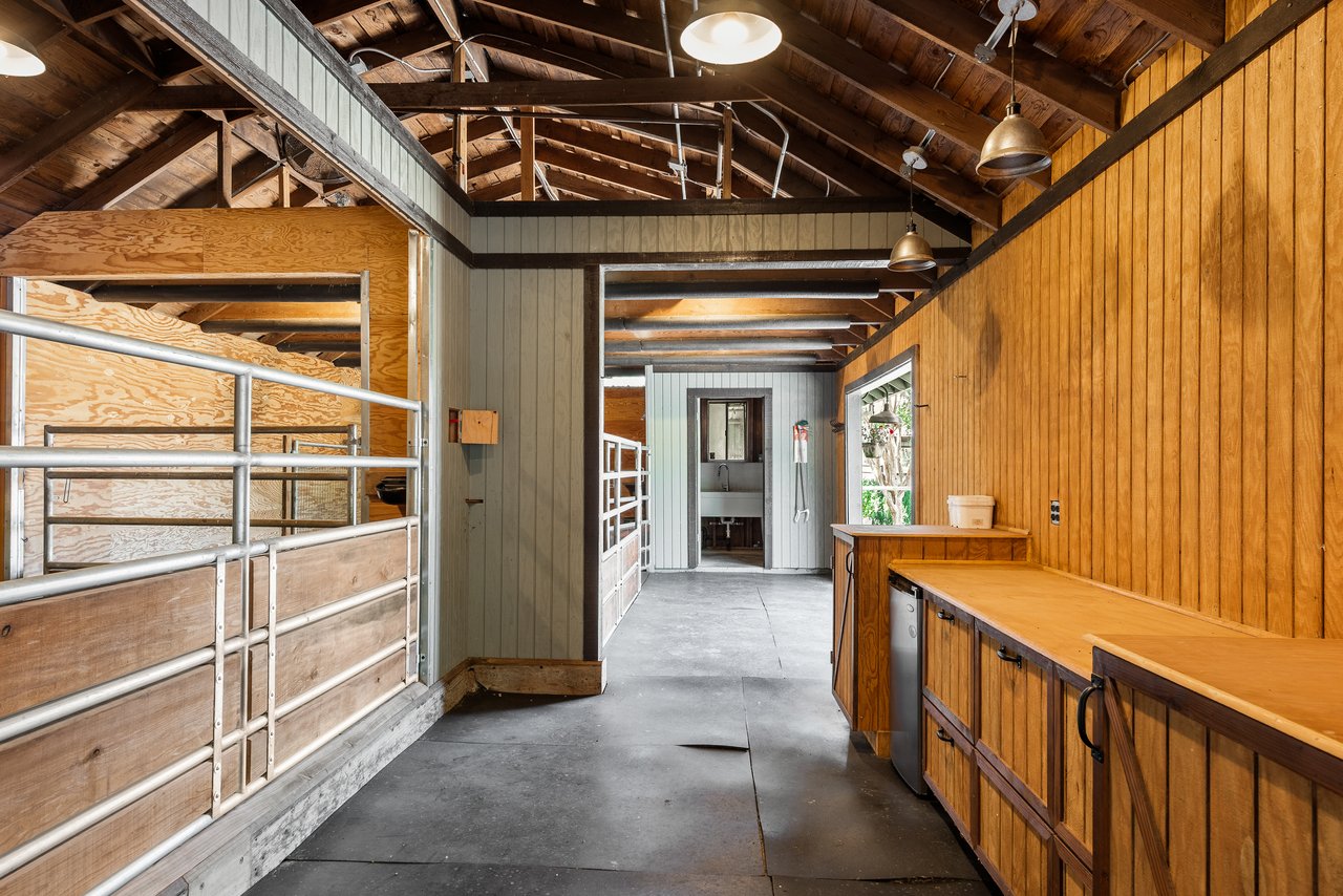 4030 Old Barn Road