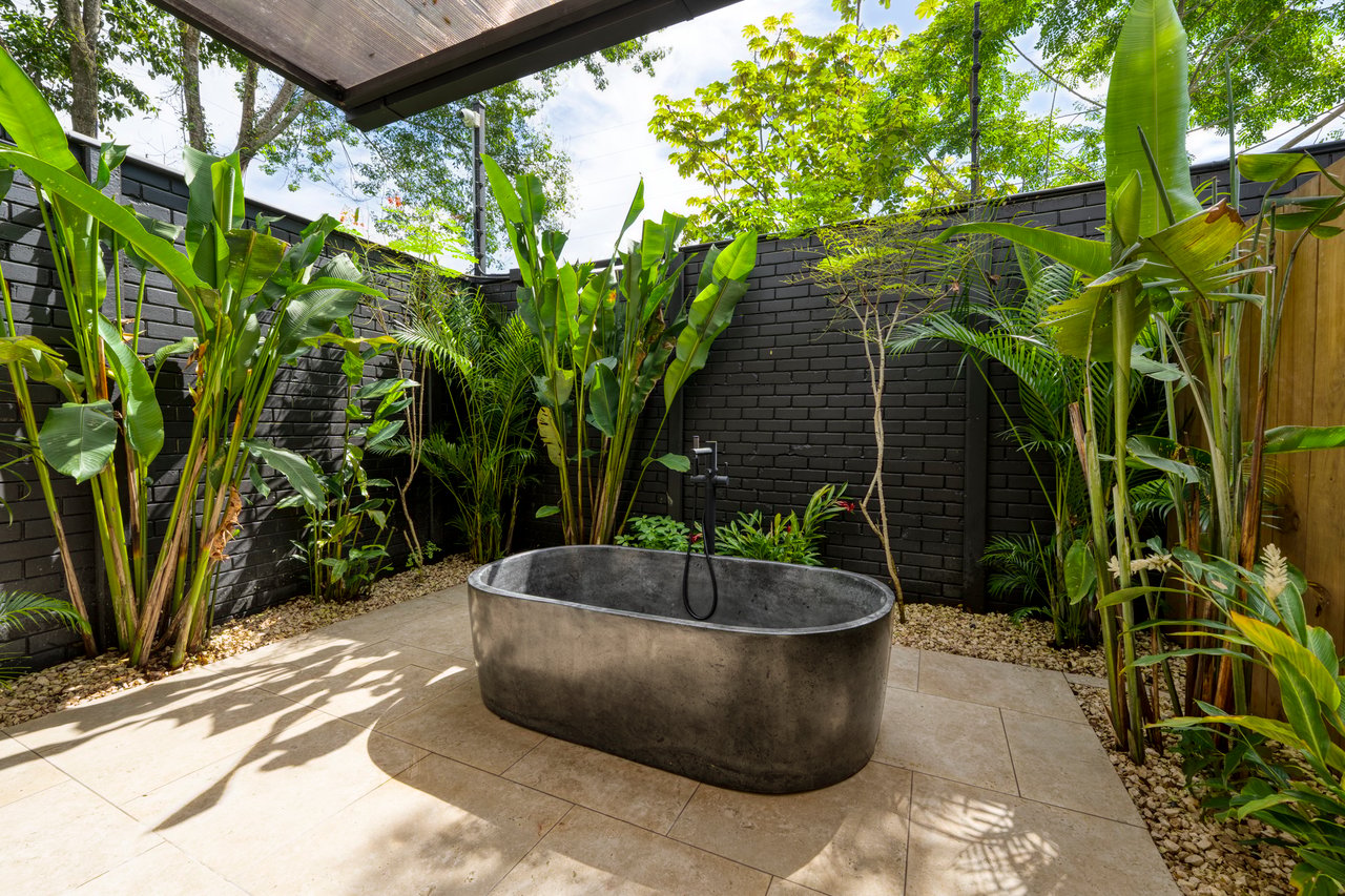 Walkable Uvita Income Home with Expansion Upside
