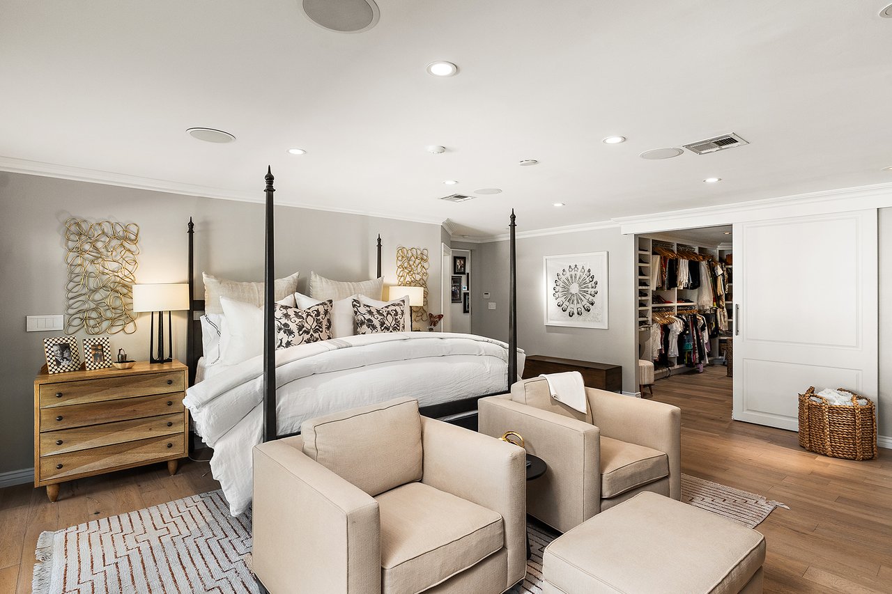 3508 E MARLETTE Avenue