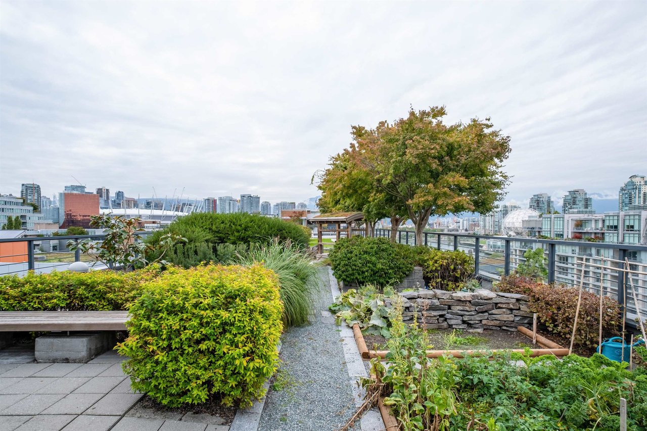 123 W 1st Ave, #710