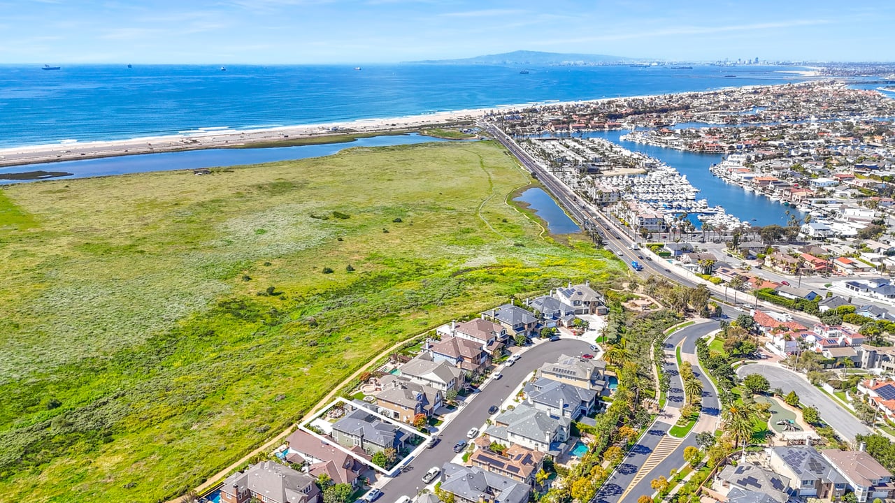 4492 Oceanridge Dr, Huntington Beach