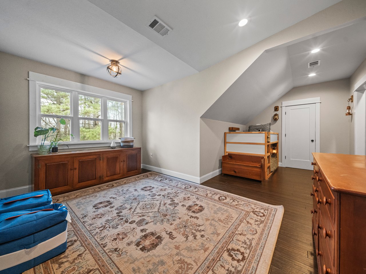 Thunder Mountain Homestead