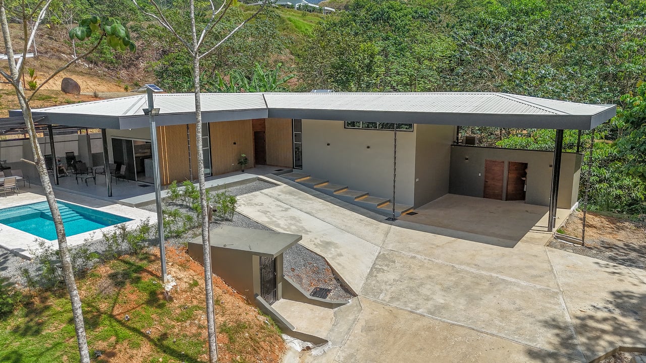 Brand New Tropical Jungle Home in Ojochal