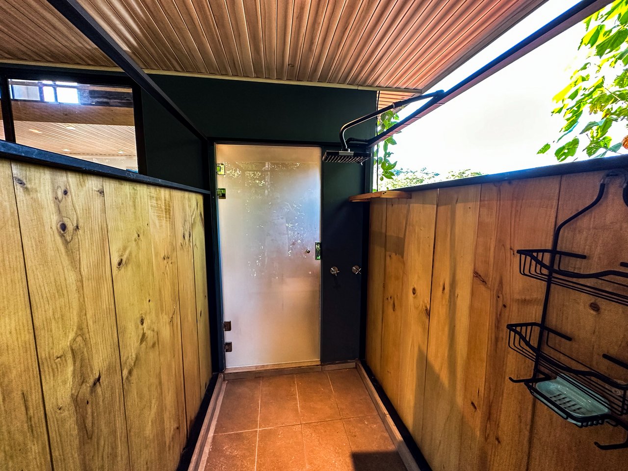 Jungle River Retreat with Airbnb & Build Space in Ojochal