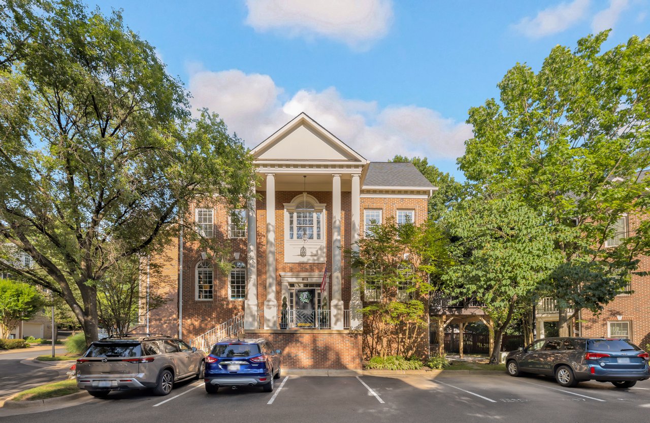 End-unit Falls Church City Townhouse