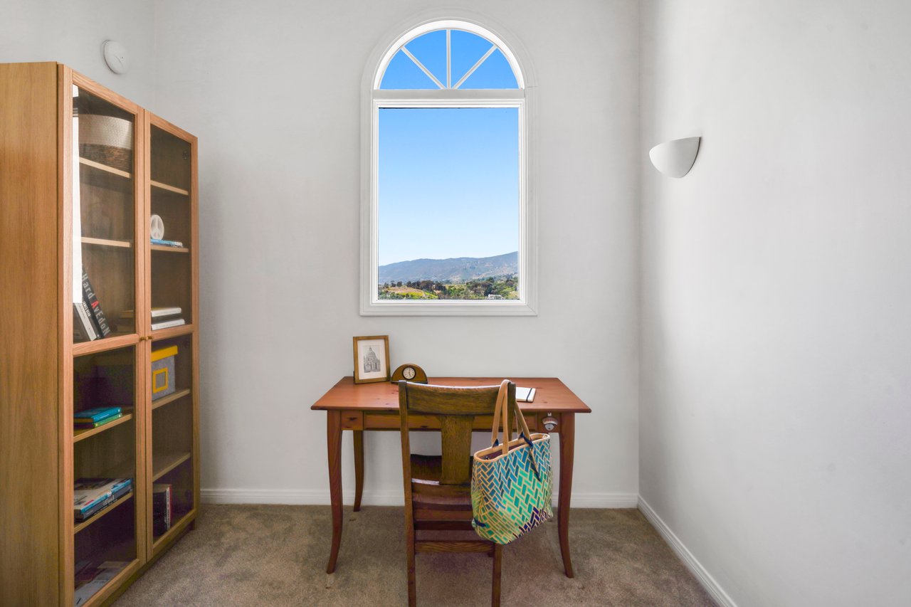 Malibu Guest House For Lease