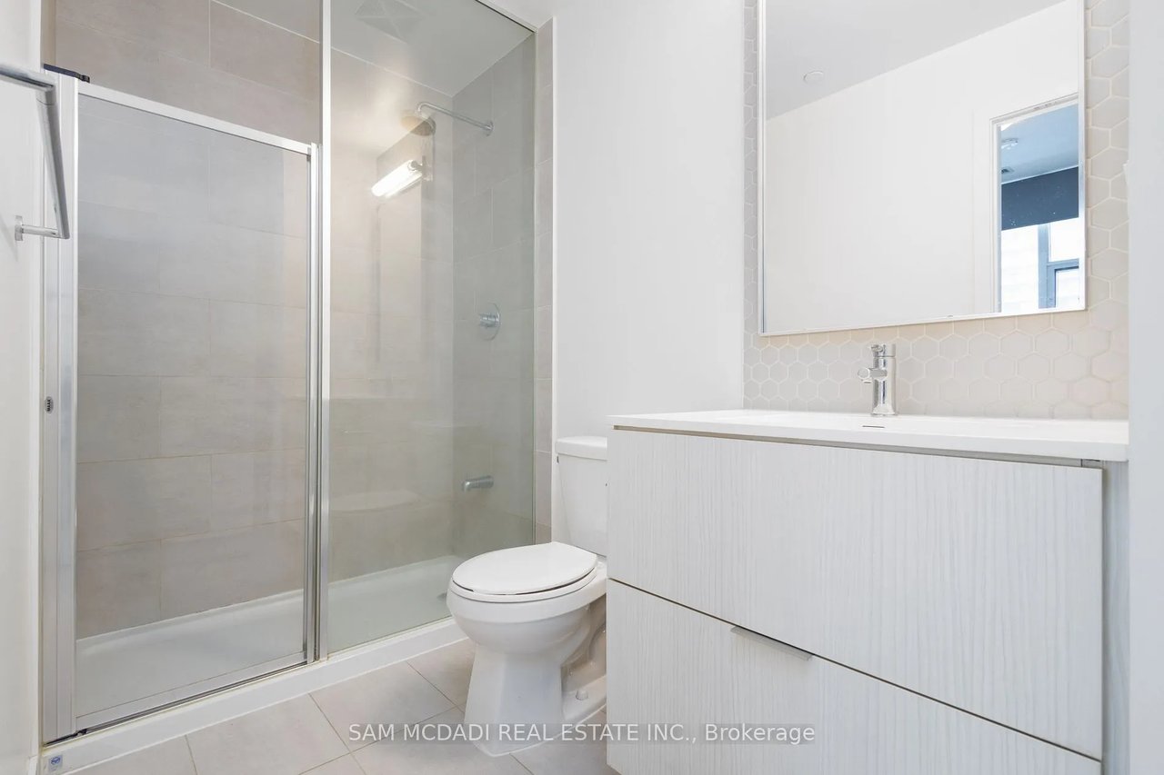 2520 Eglinton Ave W #410