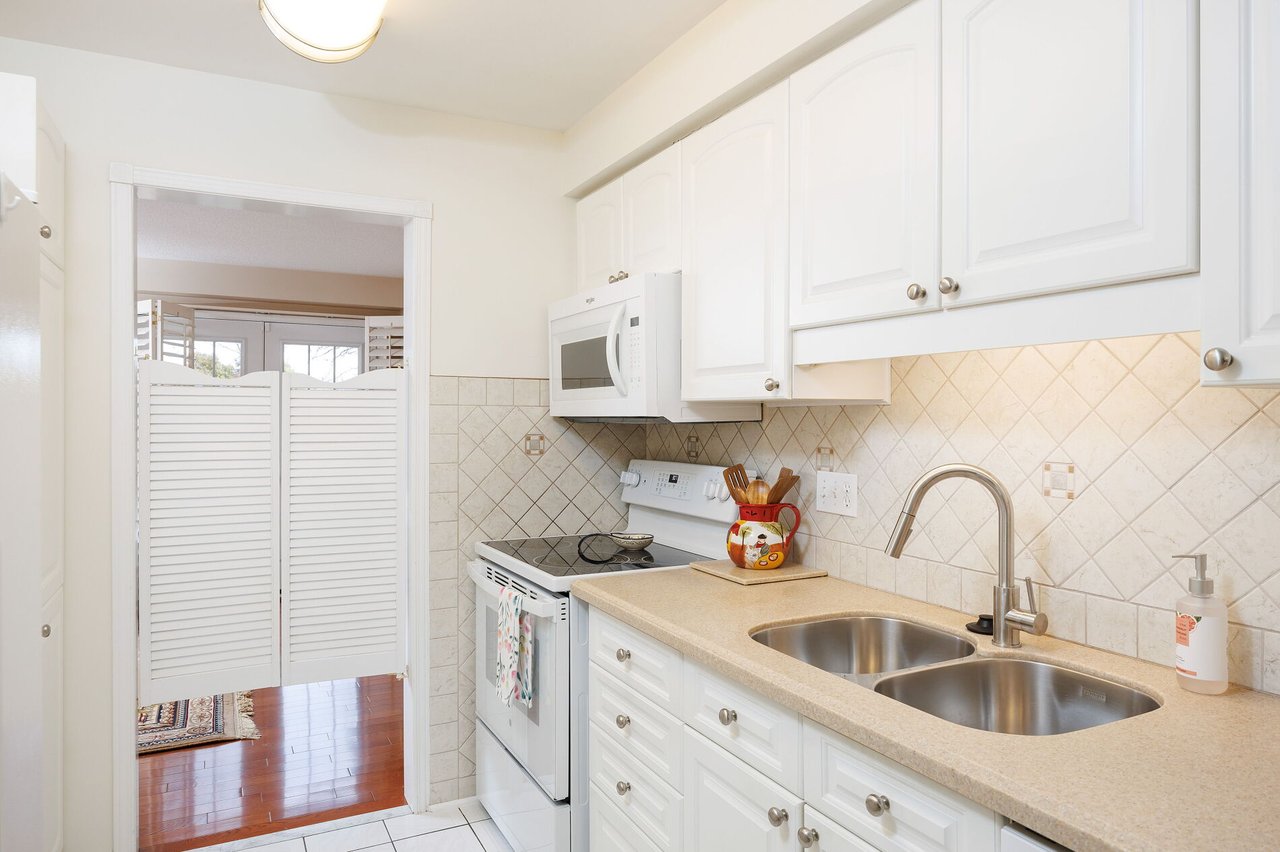 1415 Hazelton Boulevard 30