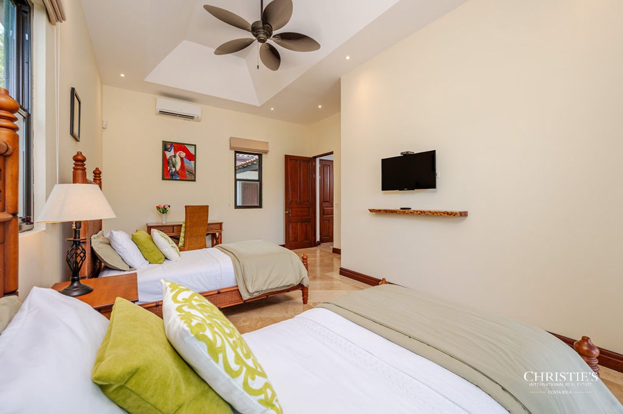 Casa Buena Vista | Timeless Elegance in Hacienda Pinilla 