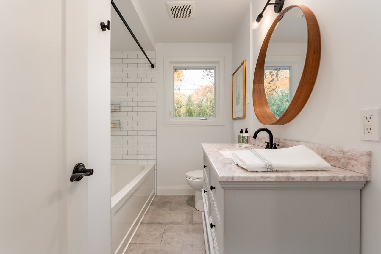 Central Oakville Bungalow