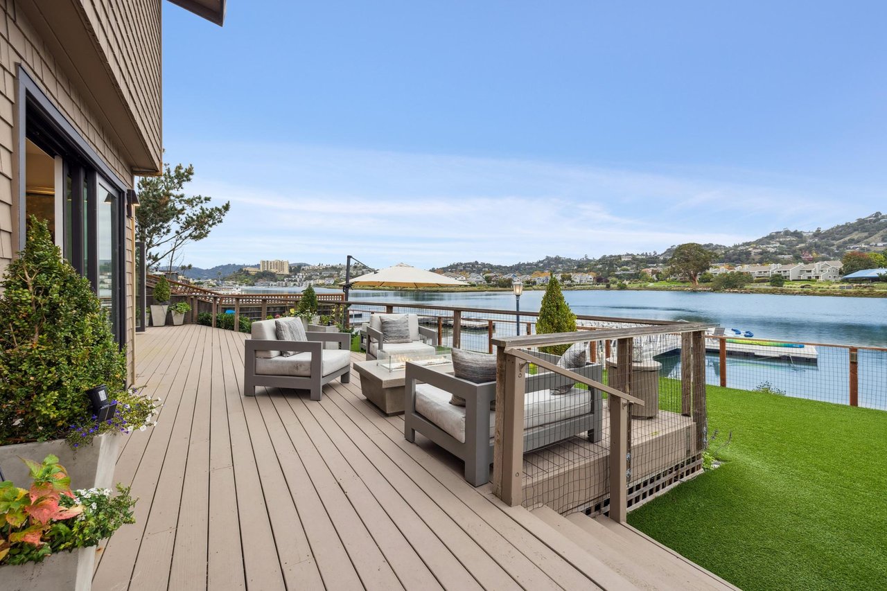 Luxurious Waterfront Home in Larkspur Marina