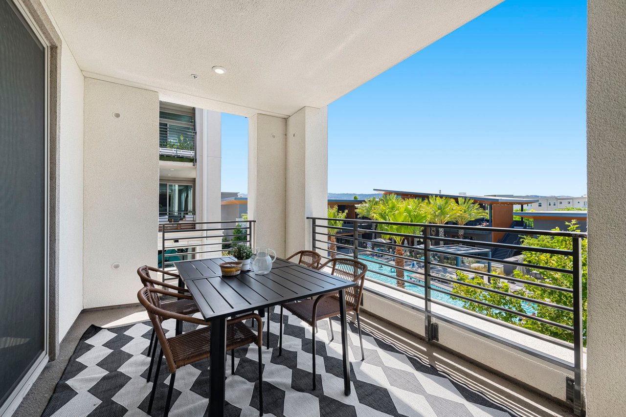 5690 Metrose Ct #302