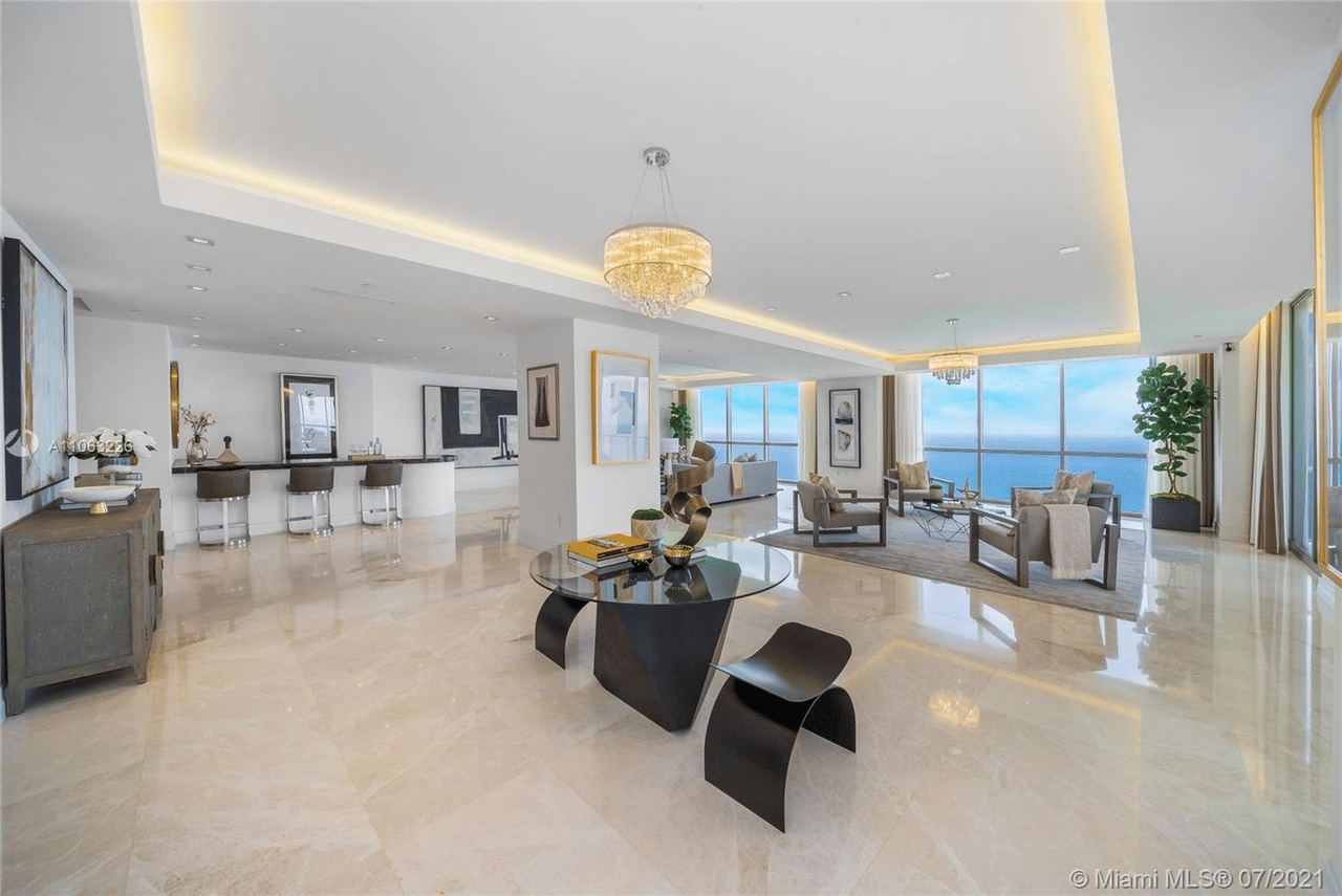 17749 Collins Ave Unit TS39