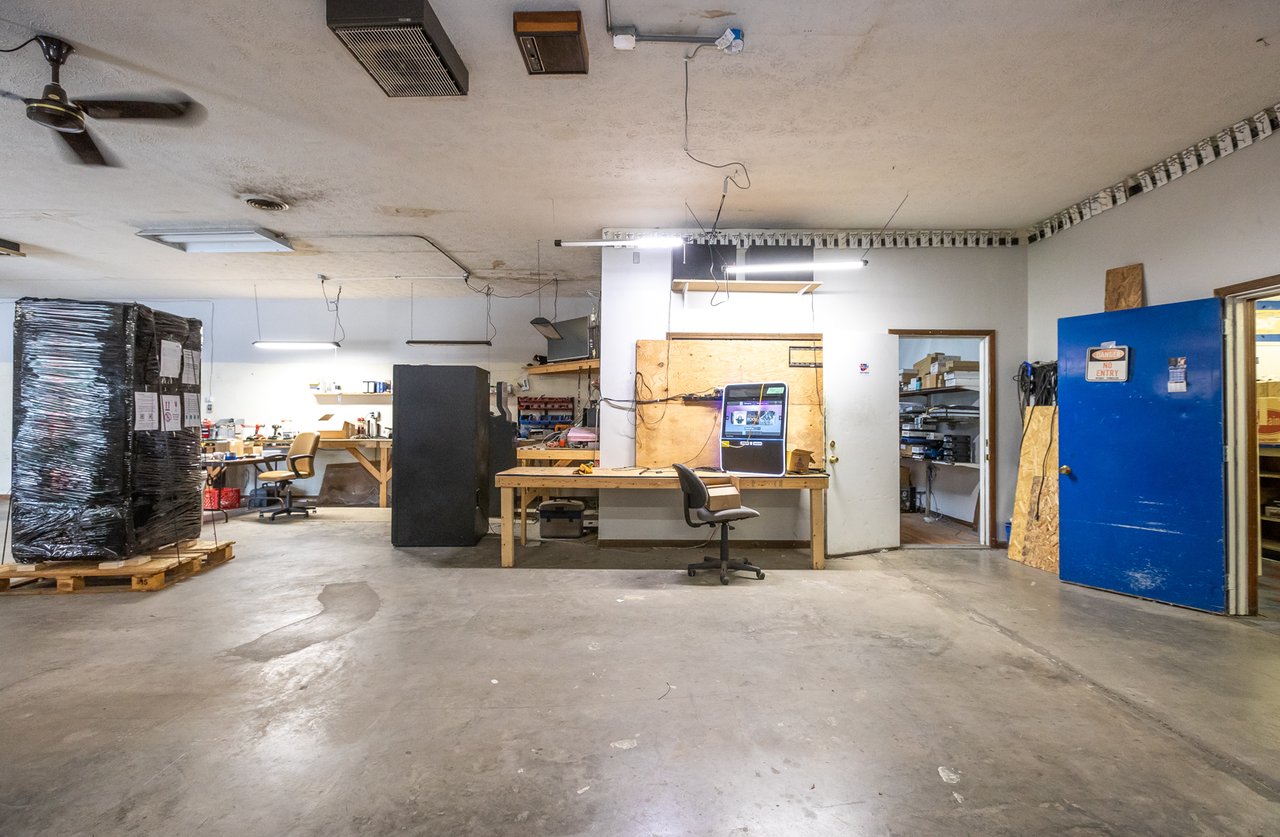 Why Flexible Commercial Buildings Like 930 Morton Avenue Are in High Demand
