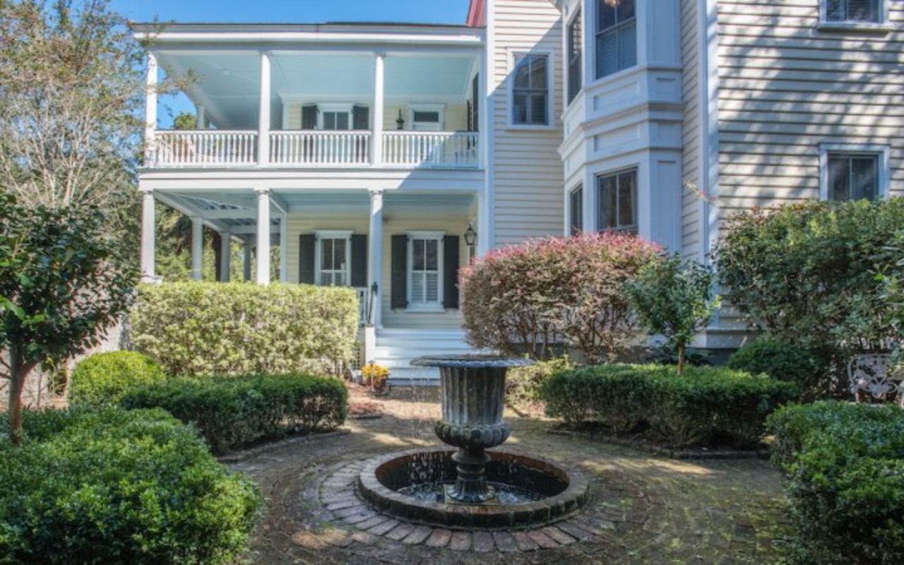 Create Instant Curb Appeal This Fall