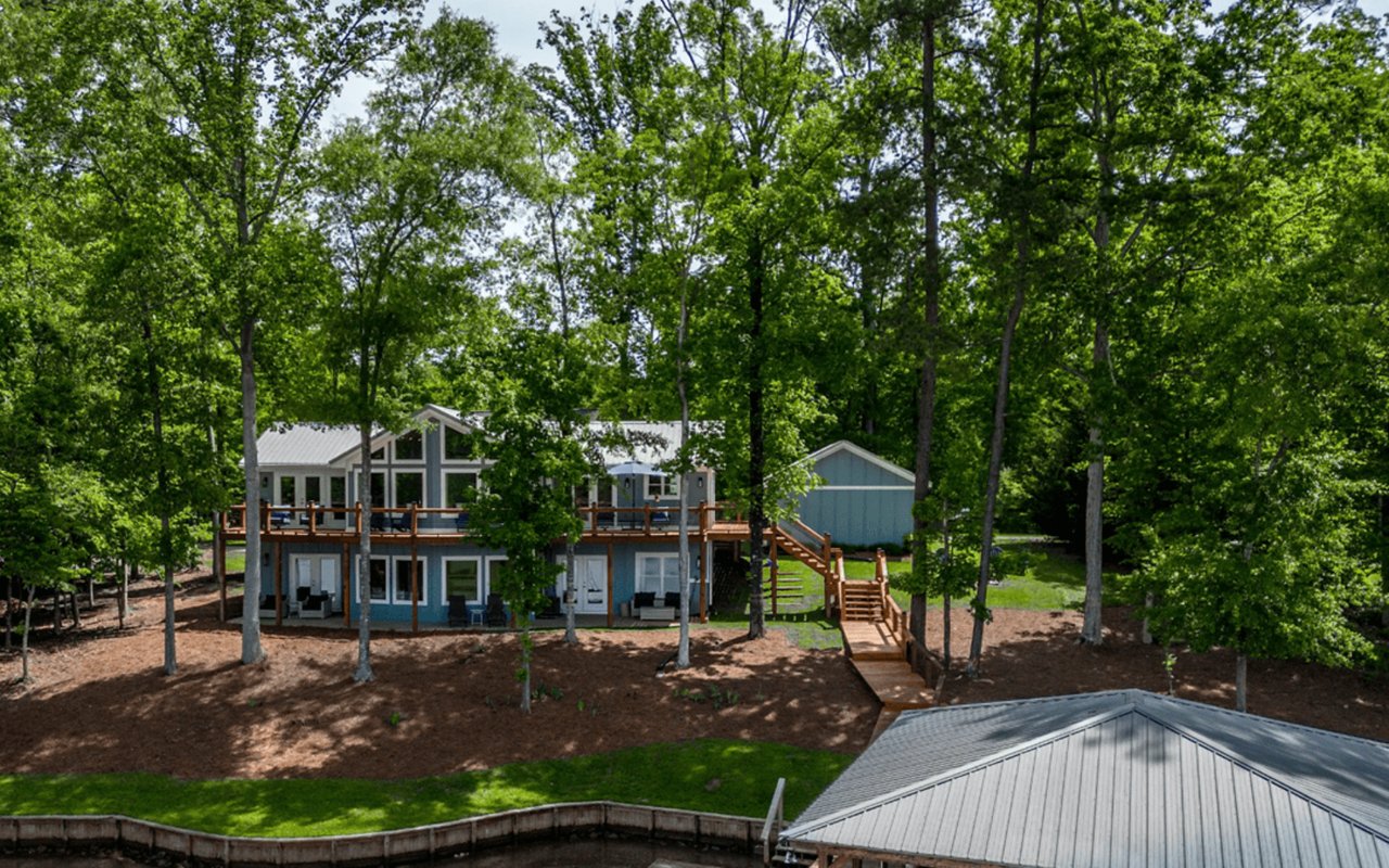 Lake Sinclair Lakefront Retreat at 114 Allens ALY