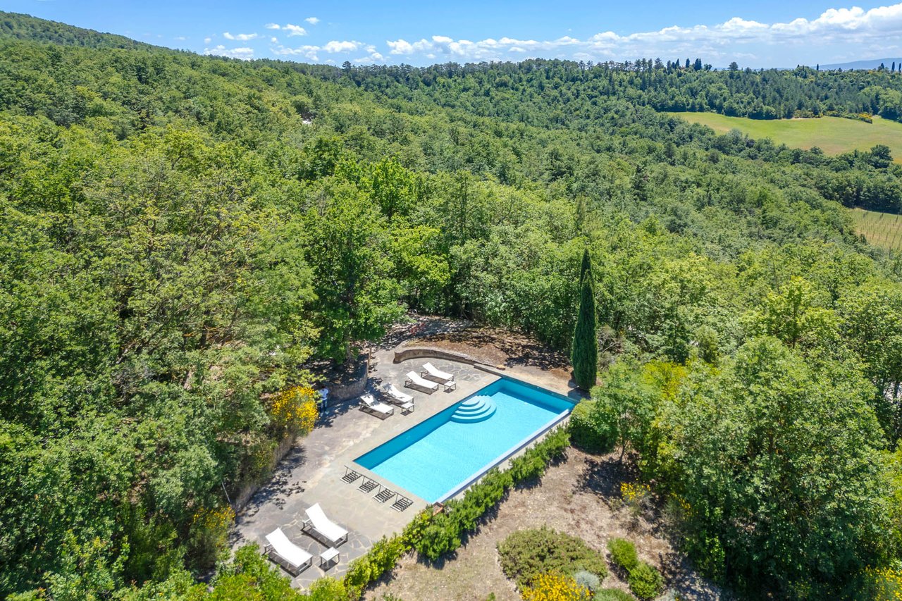 Villa - San Giovanni d'Asso (Siena)