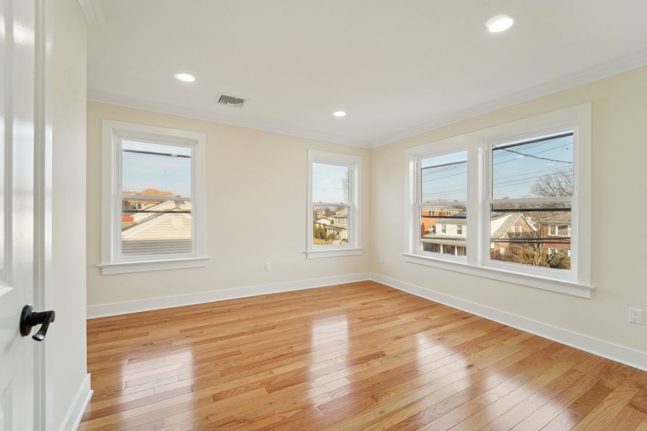 219 Mile Square Road