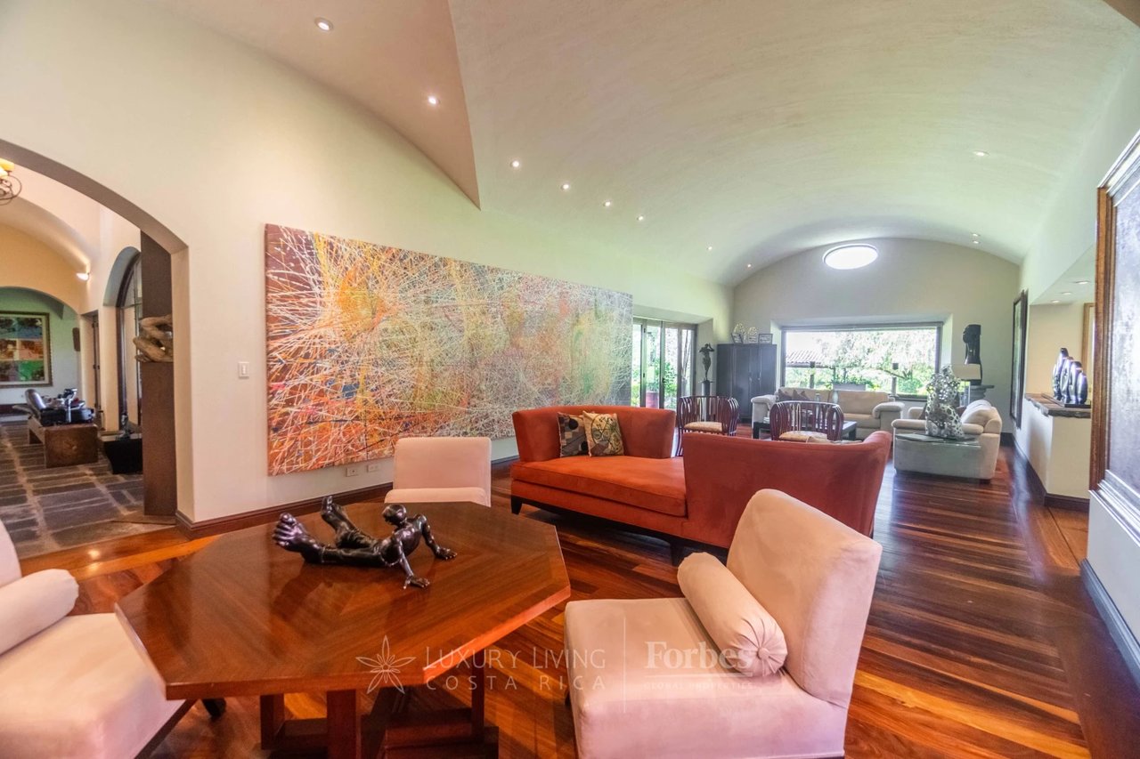 19759 - Architectural Hacienda Style Luxury Villa inTranquil Natural Oasis