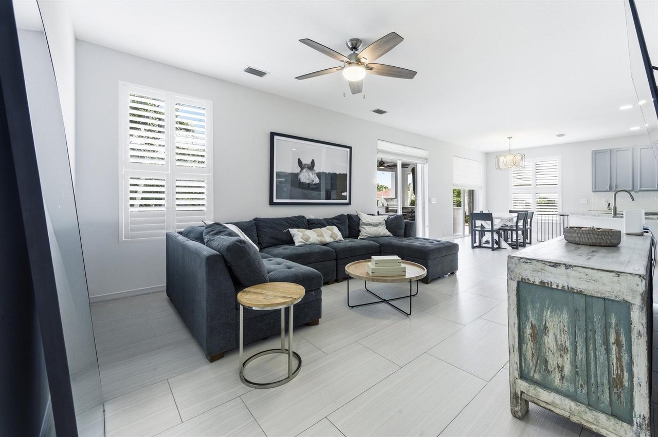 573 Cocoplum Drive, E