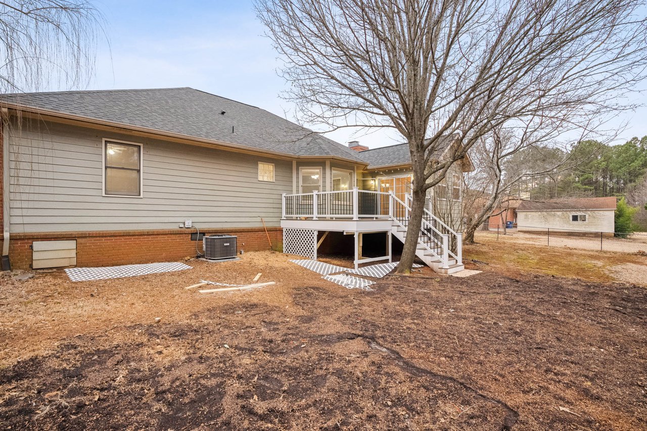 Private Lot in Well Established Neighborhood! Remodeled just for you! Huntsville City Schools!