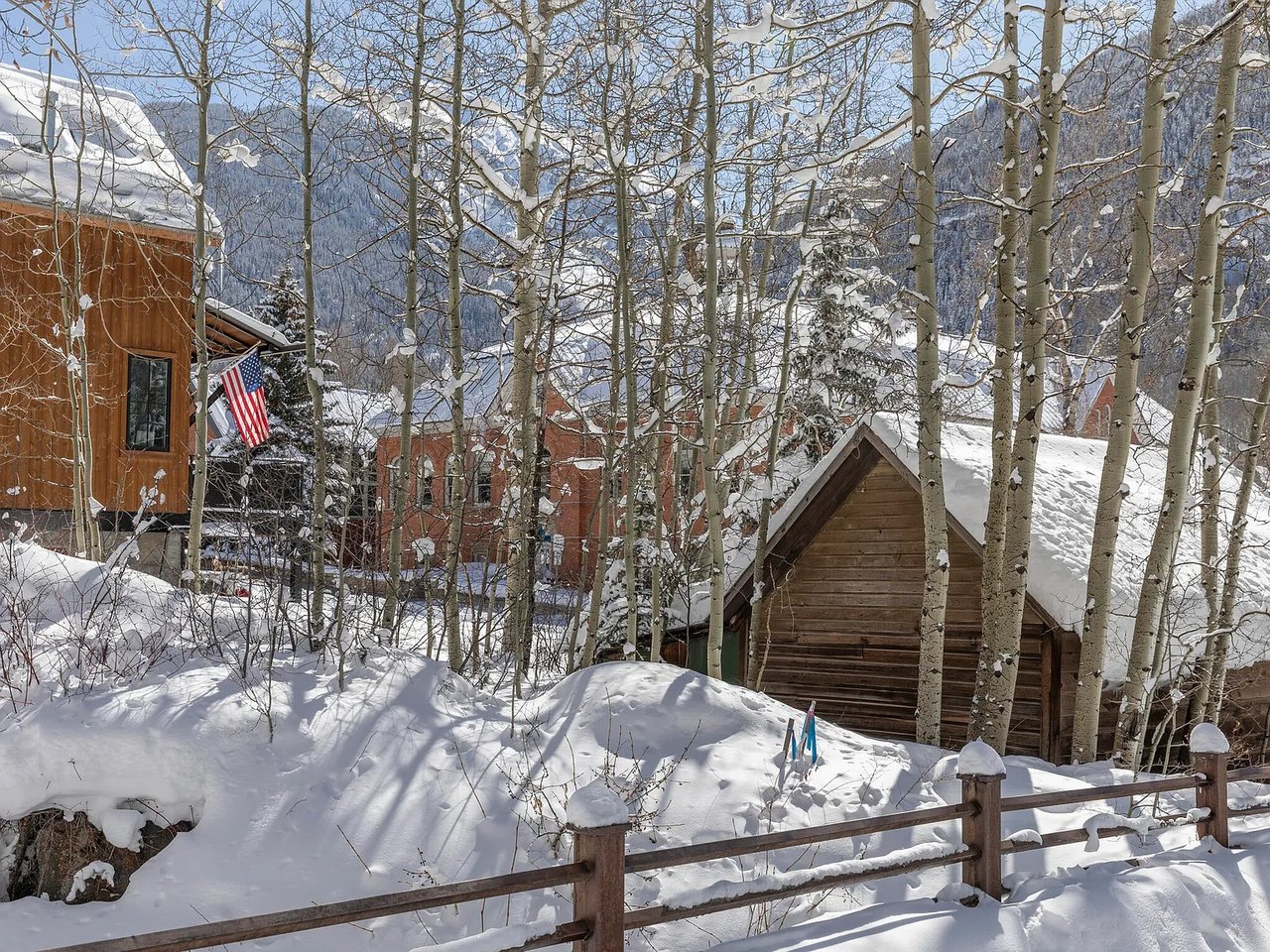 475/477 W Galena Ave #19/20