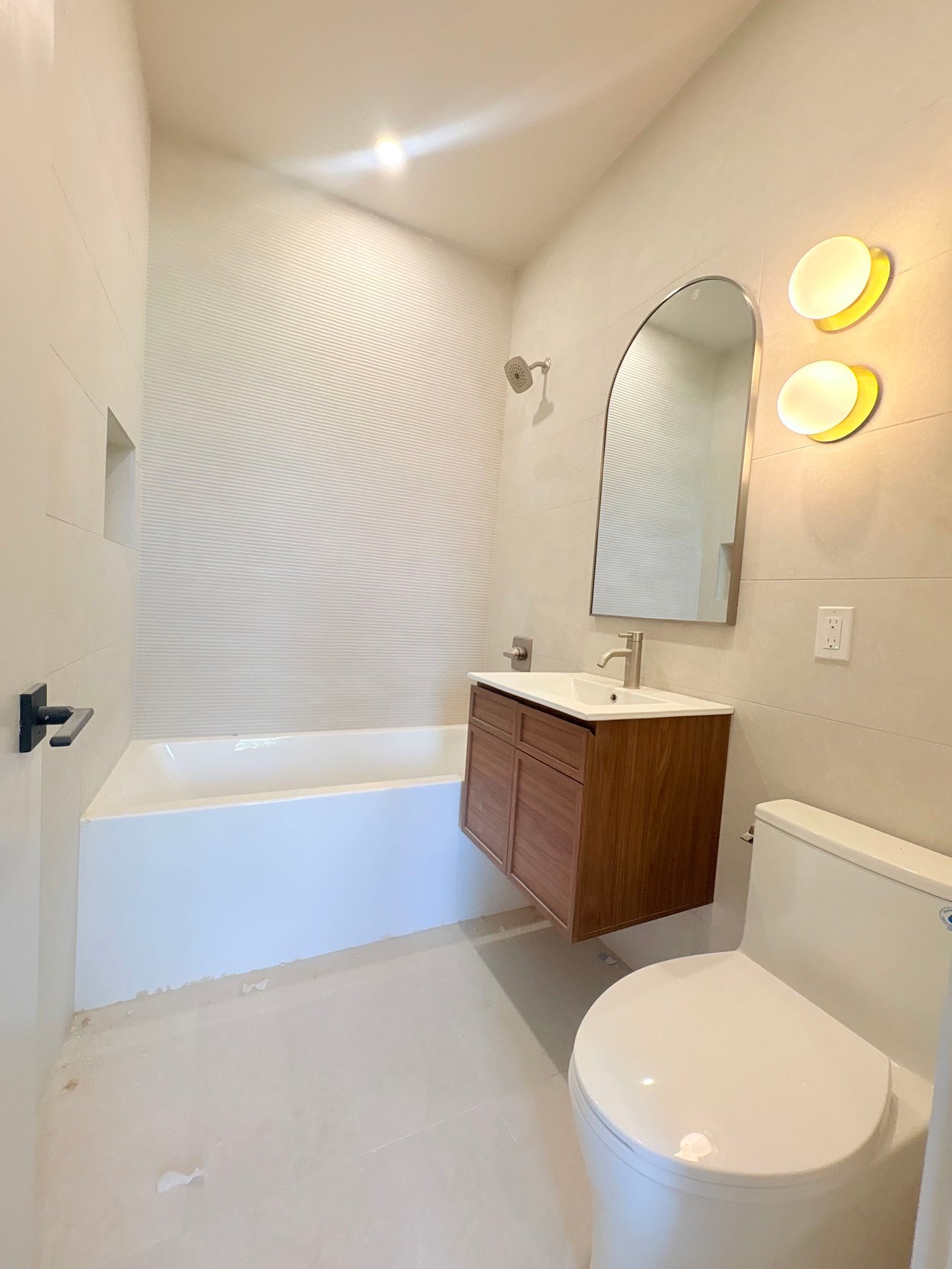 415 Himrod St 3R