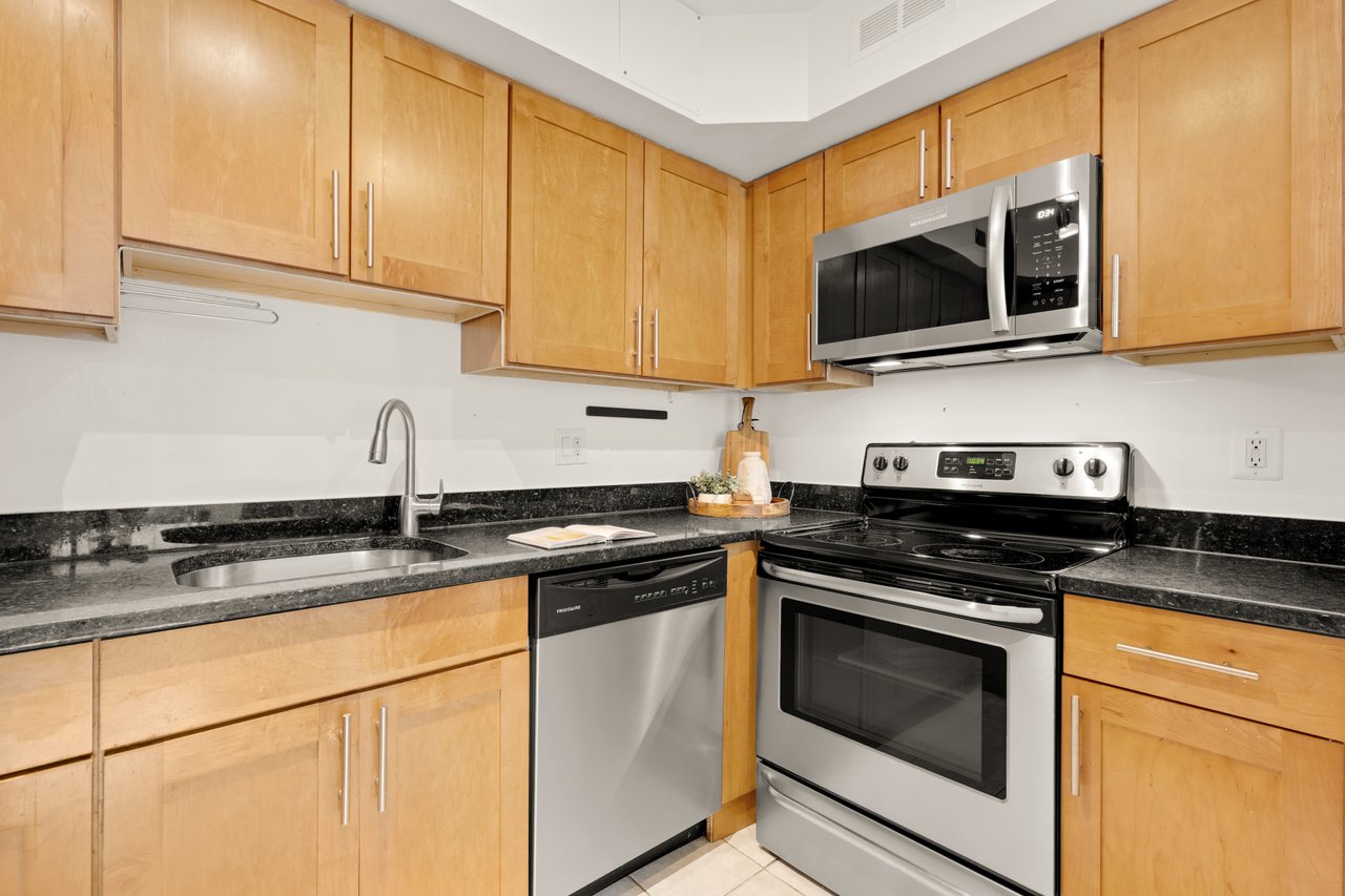 Modern Two-Level Condo Living in Cleveland Park: Comfort, Convenience, and Great Amenities at 3601 38th St NW #303