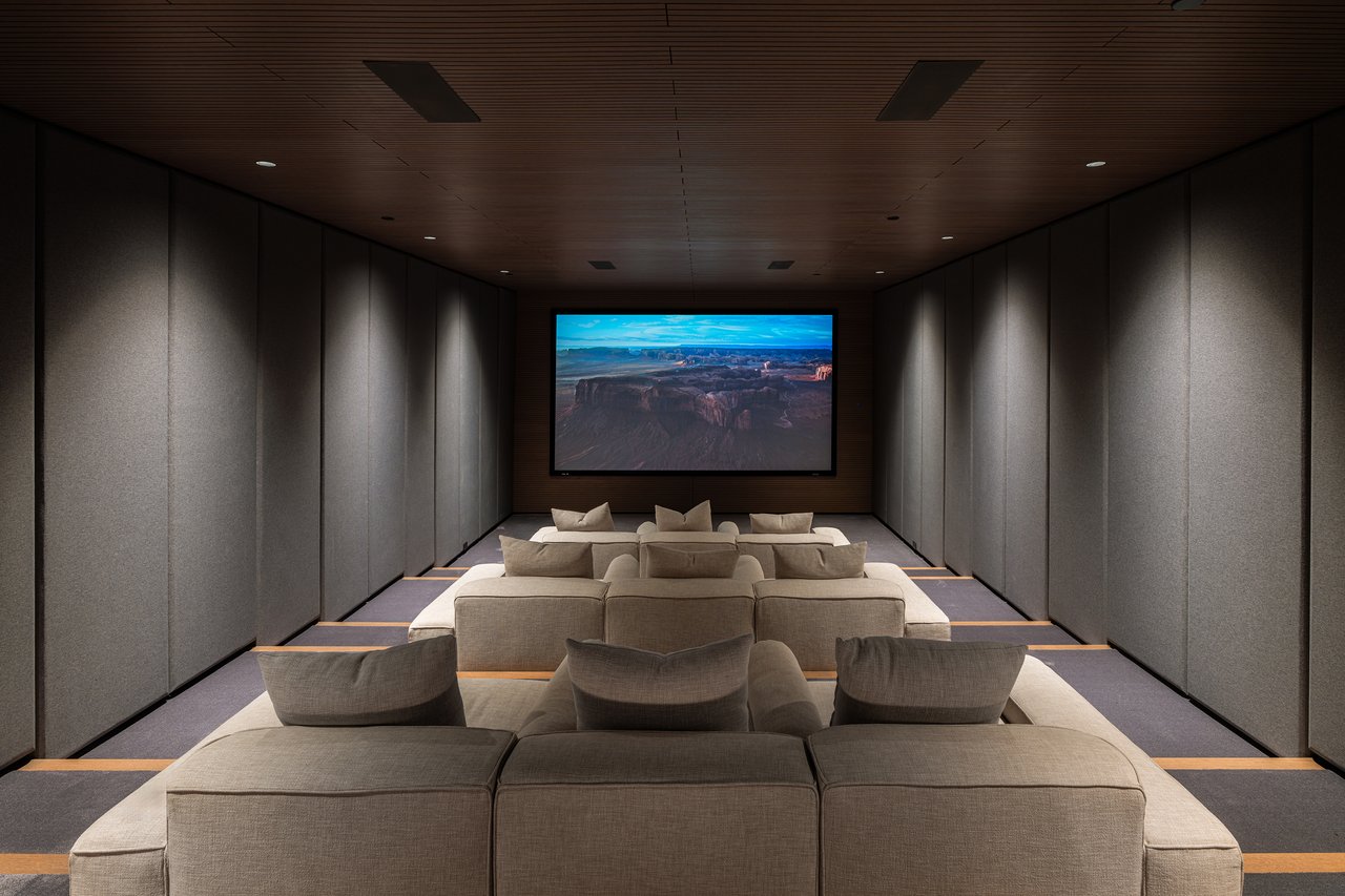 684 Firth Ave, Brentwood